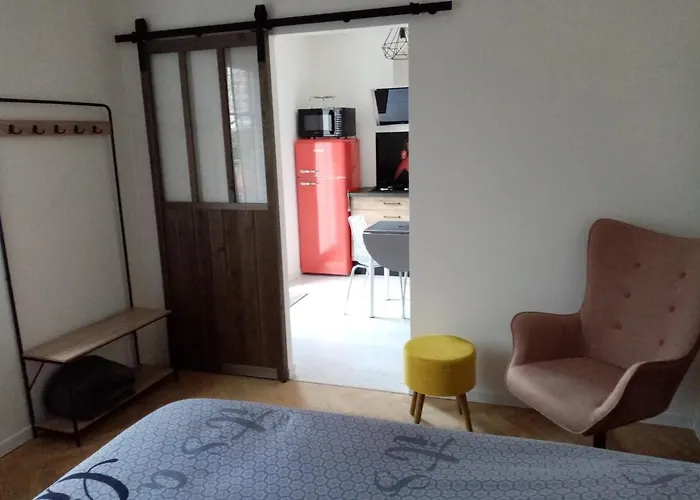 L\'Eden Naturiste Ecureuil