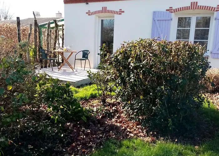 L\'Eden Naturiste Ecureuil