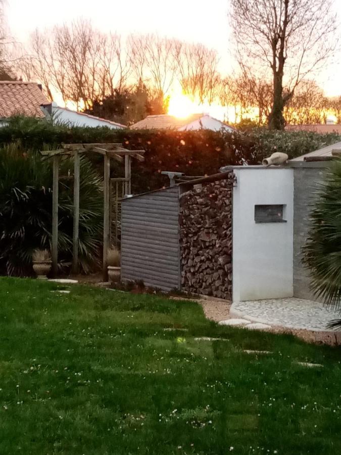 L'eden Naturiste Ecureuil Homestay