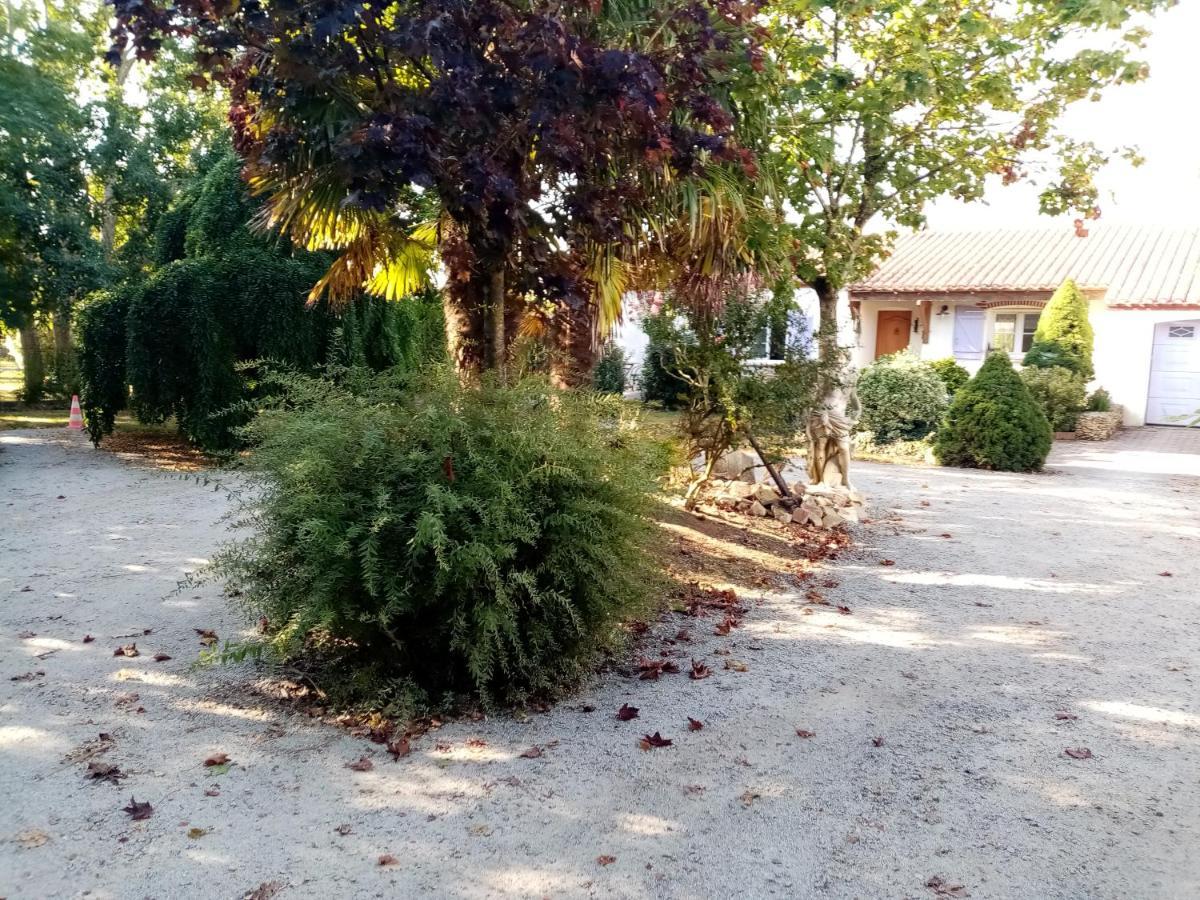 L'eden Naturiste Ecureuil Homestay Challans